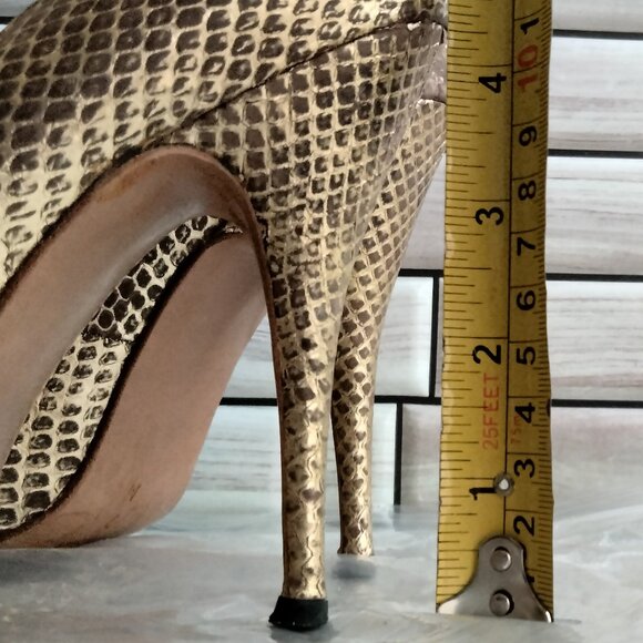 Vintage 1980's Genuine Snakeskin Pump Heel - Picture 8 of 8